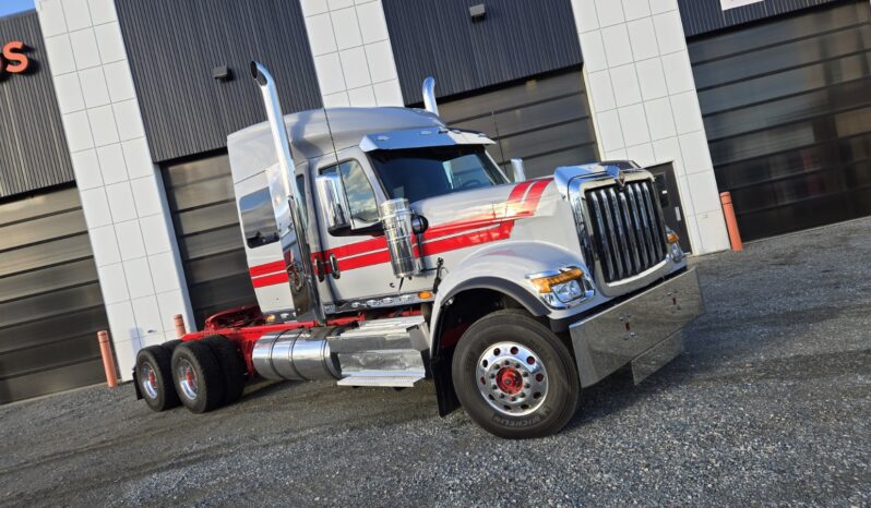 2025 INTERNATIONAL HX520 SN517643