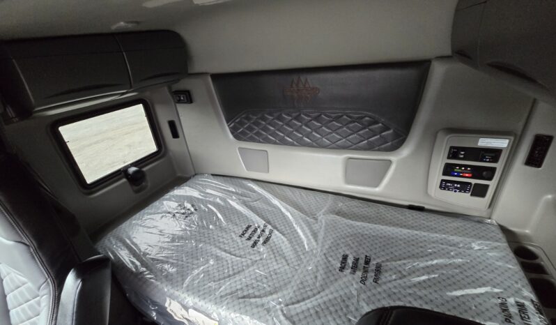 2025 INTERNATIONAL HX620 SBA full